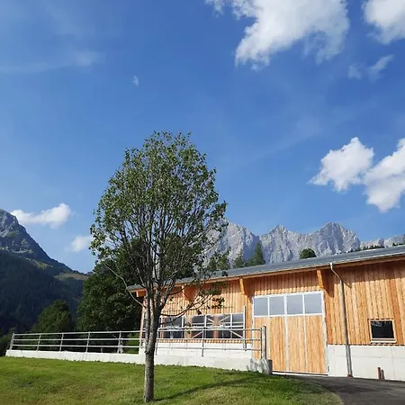 Muehlebnerhof Apartament *